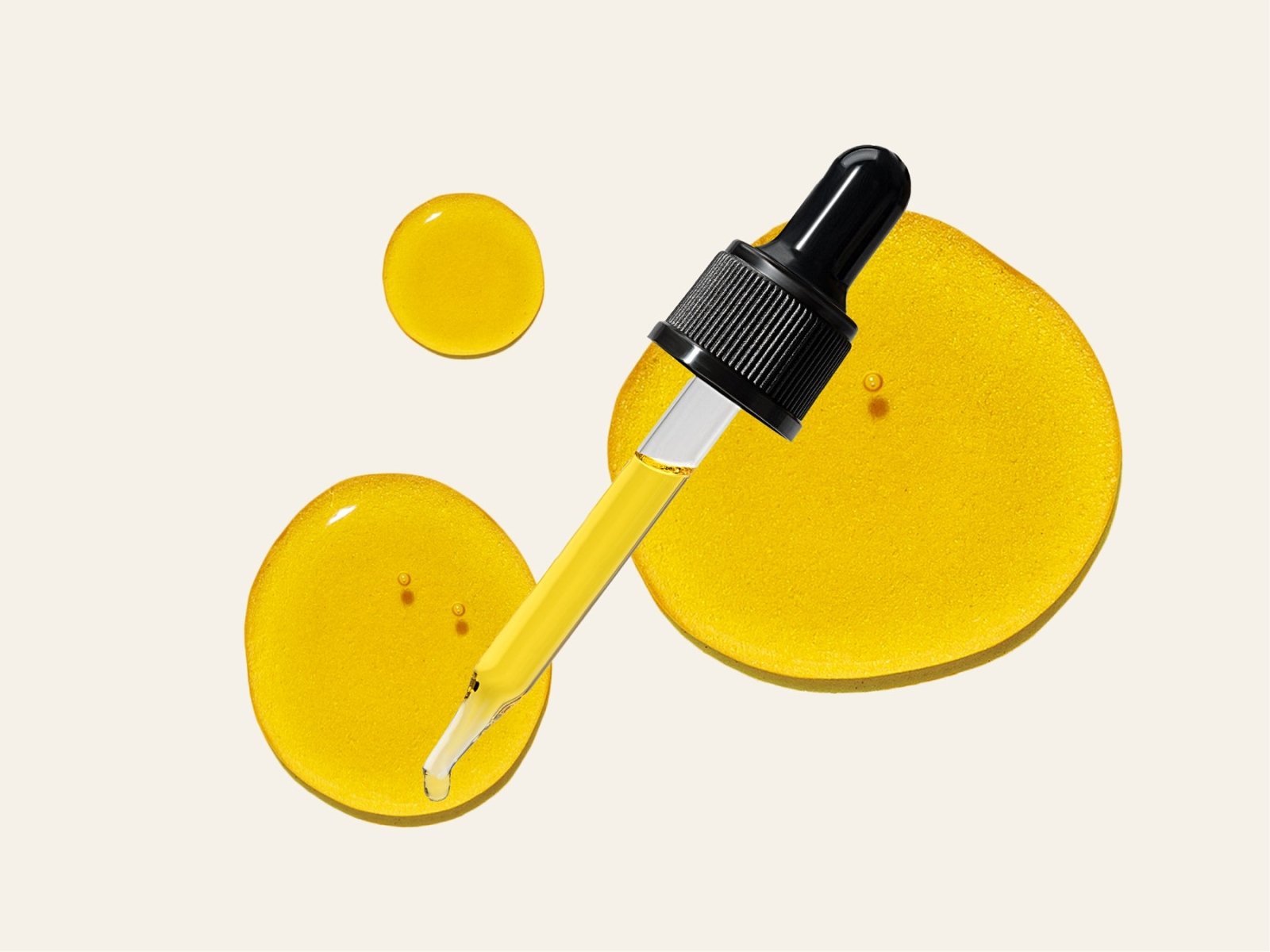 Facial Oil vs. Moisturizer: What's the Difference and Do You Need Both?