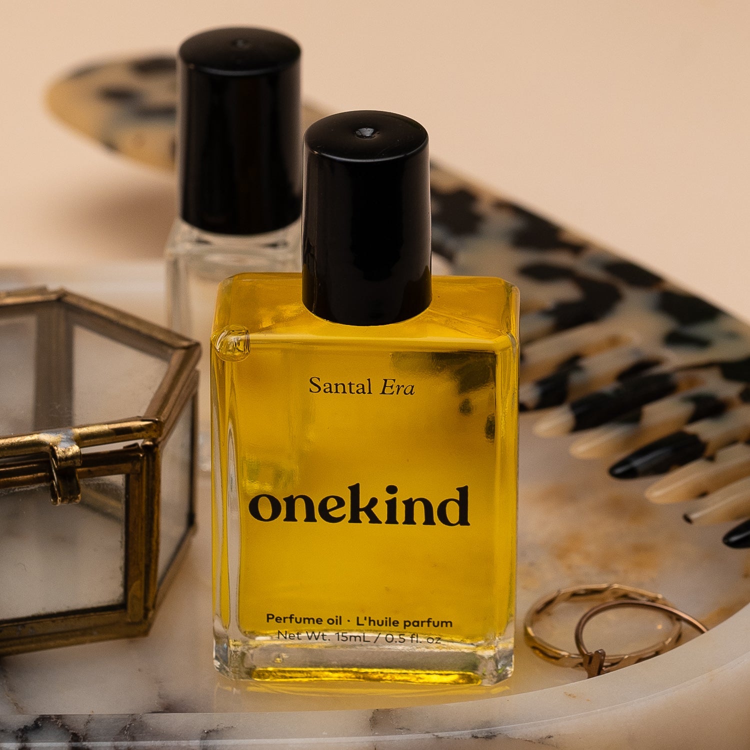 Santal Era Perfume Oil - Onekind